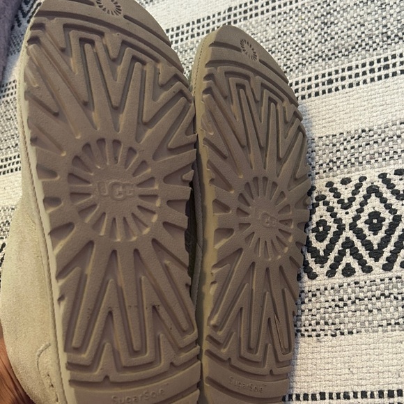 UGG Tan Ankle Boots with Warm Lining - Picture 7 of 8